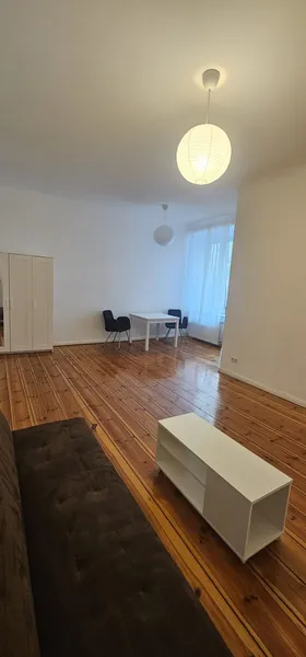 Kompaktes 1-Zimmer-Apartment: Urbanes Leben in Neukölln — photo 1